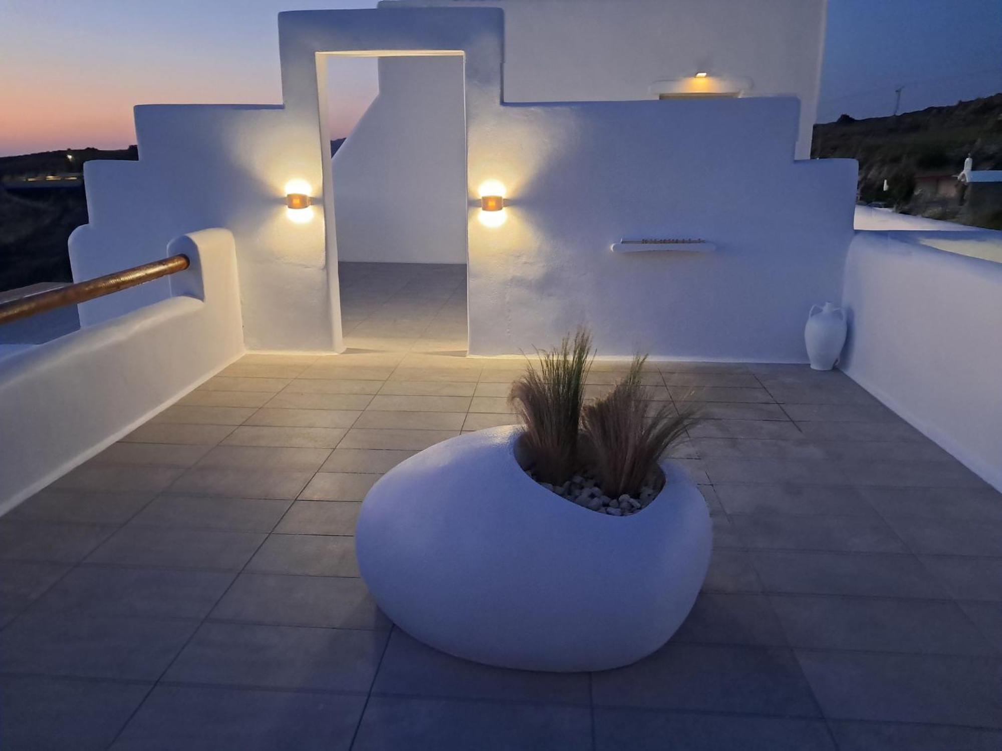 Ariadne'S Crown Luxury Suites With Private Pool Vívlos 外观 照片