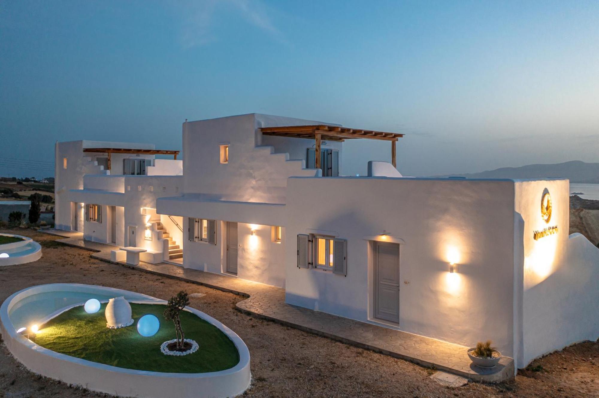 Ariadne'S Crown Luxury Suites With Private Pool Vívlos 外观 照片